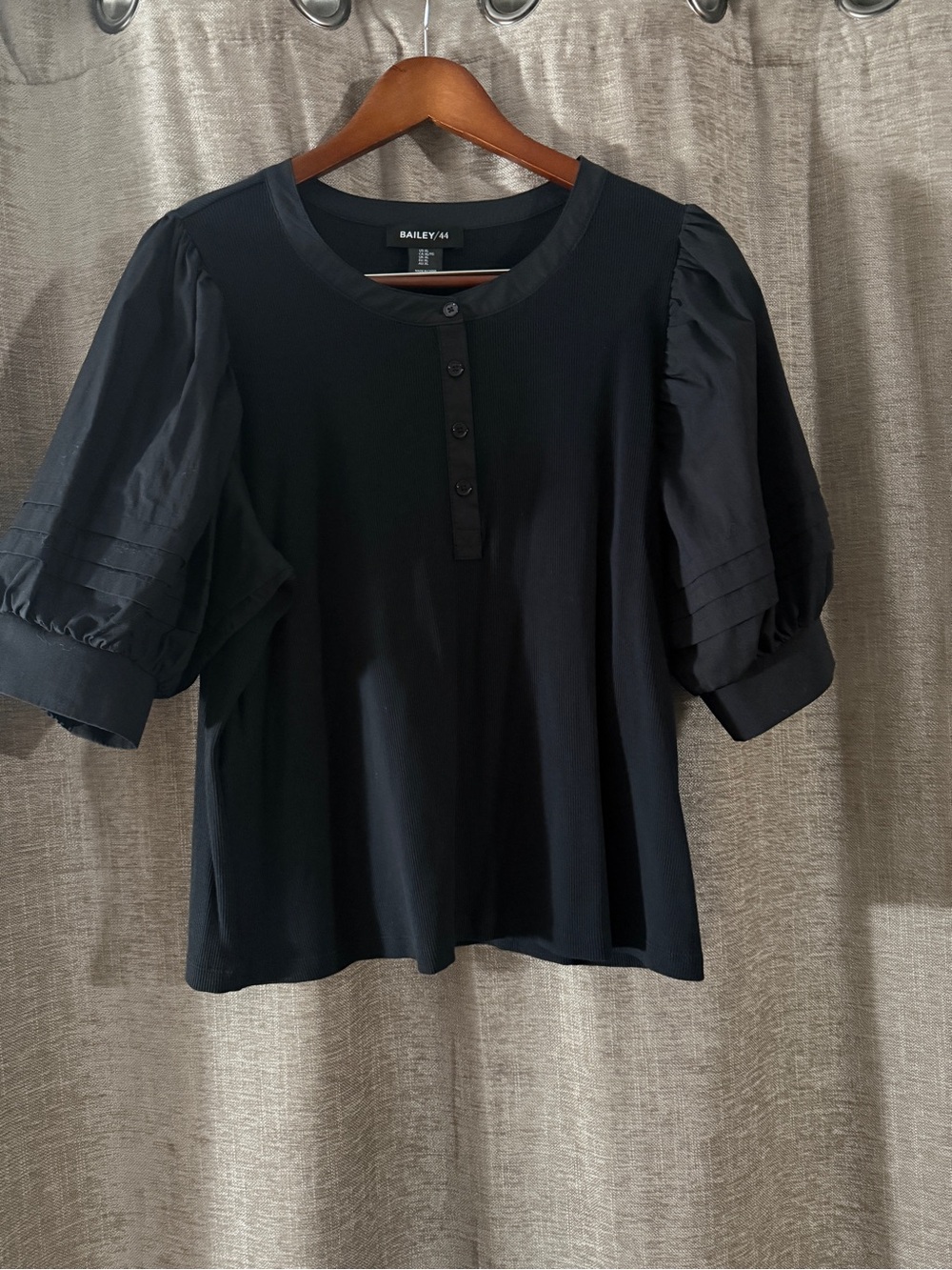Bailey 44 Black Puff-Sleeve Buttoned Knit Top